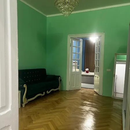 Laya Old Town Apartment