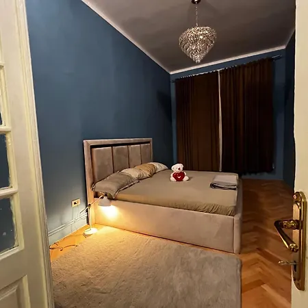 Apartment Laya Old Town